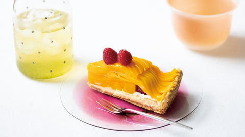 Iced Juniper Berry Tea Recipe. A refreshing summer treat paired with Mango Tart