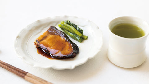 A Recipe to Savor "020 Saemidori" with Teriyaki Yellowtail